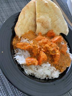 Indian Butter Chicken Curry to go and plated at home