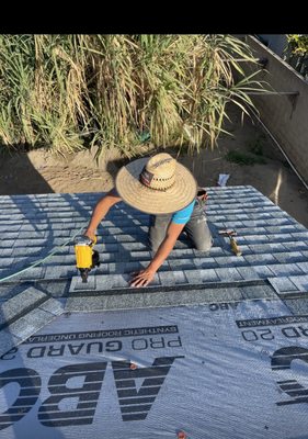 Shingles Roofing installation