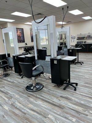 State-of-the-art facilities at Sparrow House, the best beauty school in San Antonio.