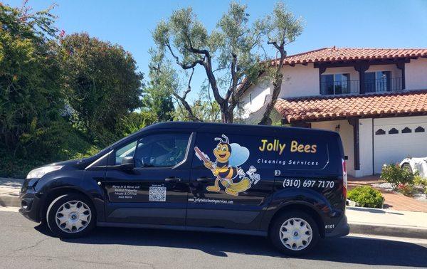 Jolly Bees working