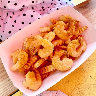 Delicious and really fresh shrimp. Fries were freshly fried (though obviously frozen) but the whole platter was a good deal at 14 bucks.