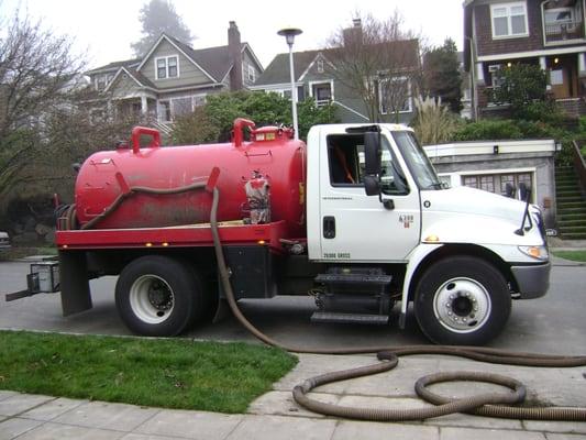 Oil Pumping Truck