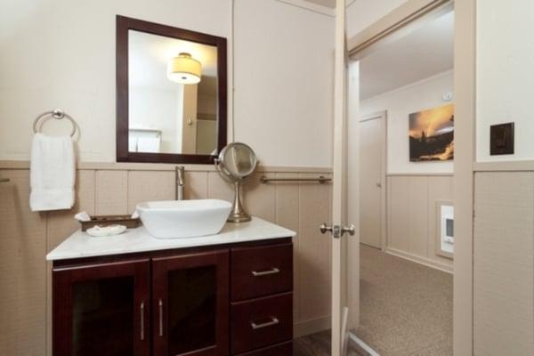 All rooms have ensuite bathroom