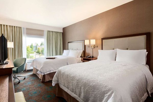 Hampton Inn & Suites Portland/Hillsboro-Evergreen Park