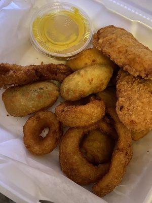 Sampler with honey mustard