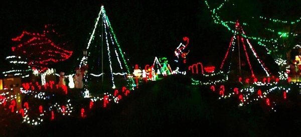 Middletown Township -- holiday lights on Dutton Mill Rd, near S Old Middletown Rd