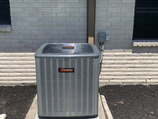 Amana 16 SEER communicating heat pump