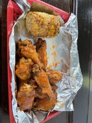 Amazing chicken wings and deep fried corn!!