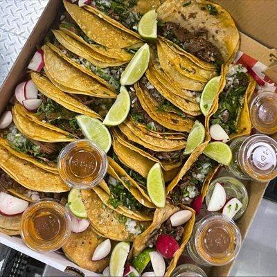 Charolazo (taco box)