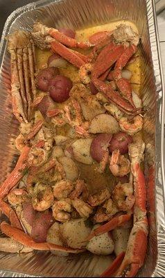 I cooked the Snow Crab Legs & Argentina Shrimp With their garlic butter and new bay seasoning & added Red Potatoes