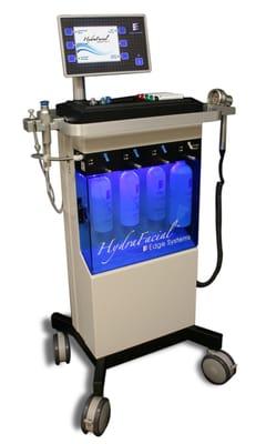 They just started using this new Hydra Facial machine and it's amazing- what the stars use before their big events!!