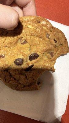 Chocolate chip cookie