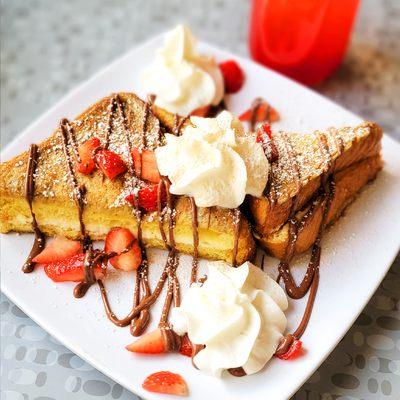 Nutella Stuffed French Toast!