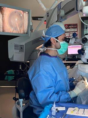 Dr. Pathak using state-of-the-art equipment for cataract surgery.