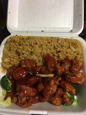 Orange chicken combination (egg roll on the side)