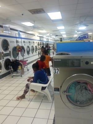 Miami Laundromart