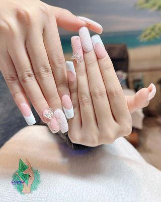 Emerald Nails Salon