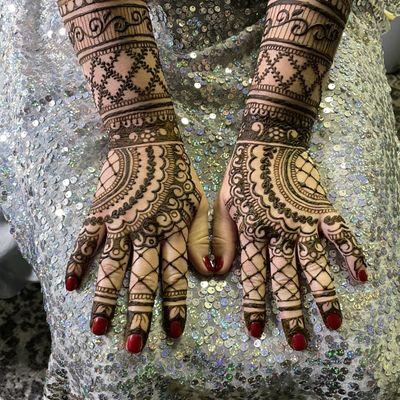 Bridal henna by ZibâHenna.com