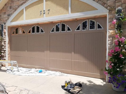 finished image this garage door  we used a solid body stain because of the door being in direct sunlight majority of the day