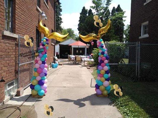 Mermaid balloon columns