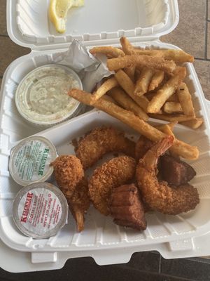 Shrimp and Scallops Fried Platter