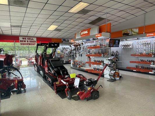 Toro Dingo and STIHL dealer https://www.thompsonrentalservices.com/