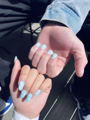 Matching nails