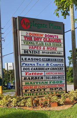 Applegate Plaza, Boynton Beach