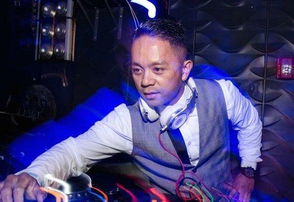 Pure Night Club Resident DJ http://www.instagram.com/dj_raymix