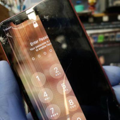 iPhone 11 in for screen replacement