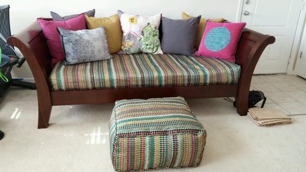 Daybed with puff foot stool