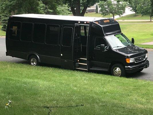 14 Passenger Limo Bus