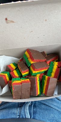 Rainbow cookies - VERY SLOPPY PACKAGING!