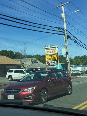 Family House of Pizza -- 329 Maple Street / Route 85, Marlborough              Sign