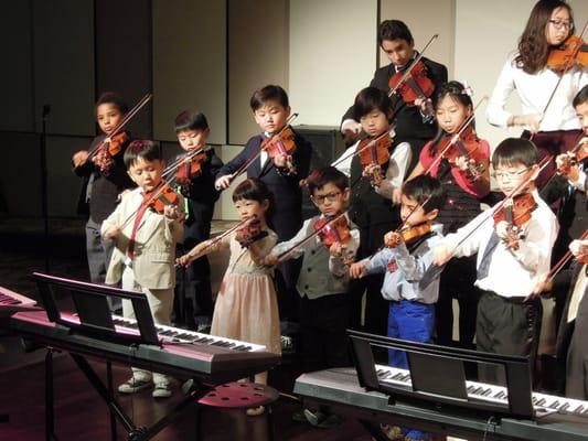 2014 Christmas concert at WOW butterfly museum