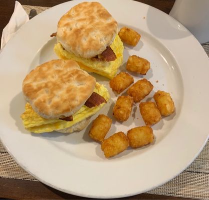 Biscuit sandwiches