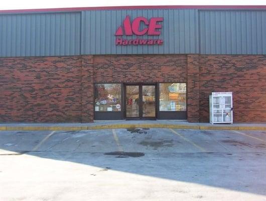 Ace Hardware - Carlinville