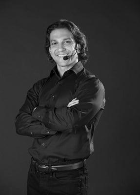 Arman Sadeghi Business Coach and Keynote Speaker