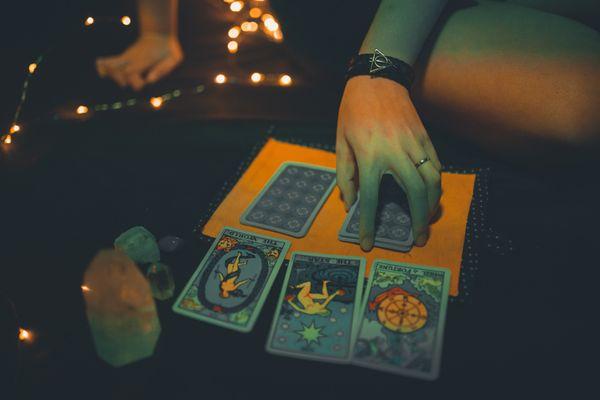 Expert Tarot readings