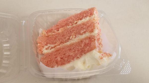 Strawberry Cruunch cake