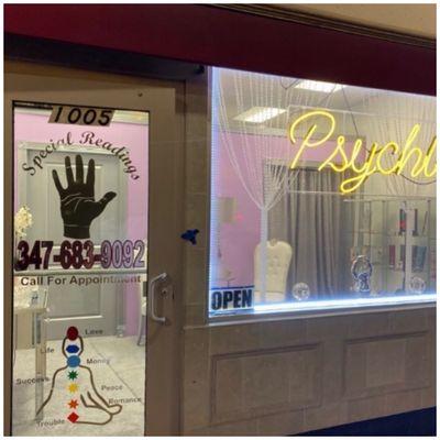 Psychic reader and visor due to COVID-19 we are closed we are doing phone readings and video chat readings We except all cash apps