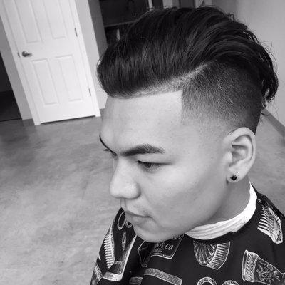 Undercut taper with sharp line up.