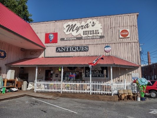 LOOK BEHIND THE SHOPS ON MAIN ST