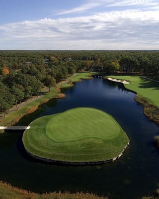 Hole 17, the club's signature hole