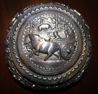 Burmese silver box discovered at a flea market for $36. Sterling silver appraisals offered in Nashville, TN.