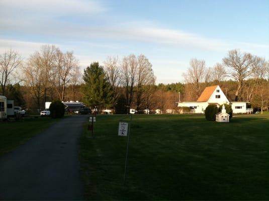 Travelers Woods Of New England Campground