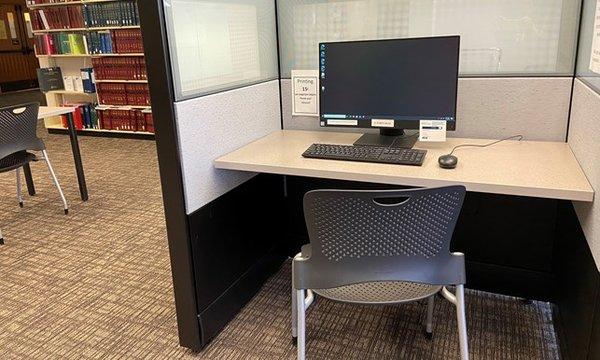 AZ Superior Court Law Library and Resource Center computer and desk