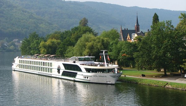 Tauck river cruise line has expert guides and  first class style.  Email  me for itinerary & pricing at RoyalGlobalTravelinfo@gmail.com