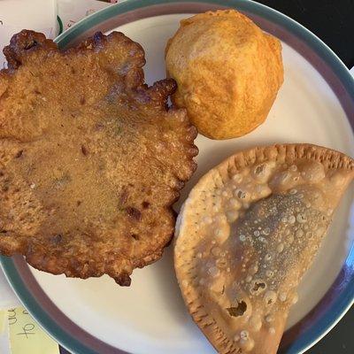 Bacalaito, empanada, Potato Filled w/Meat (Relleno de Papa)