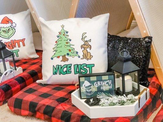 Have you been Naughty or Nice this year? These reversible pillow make for a fun slumber party with friends over the holidays.